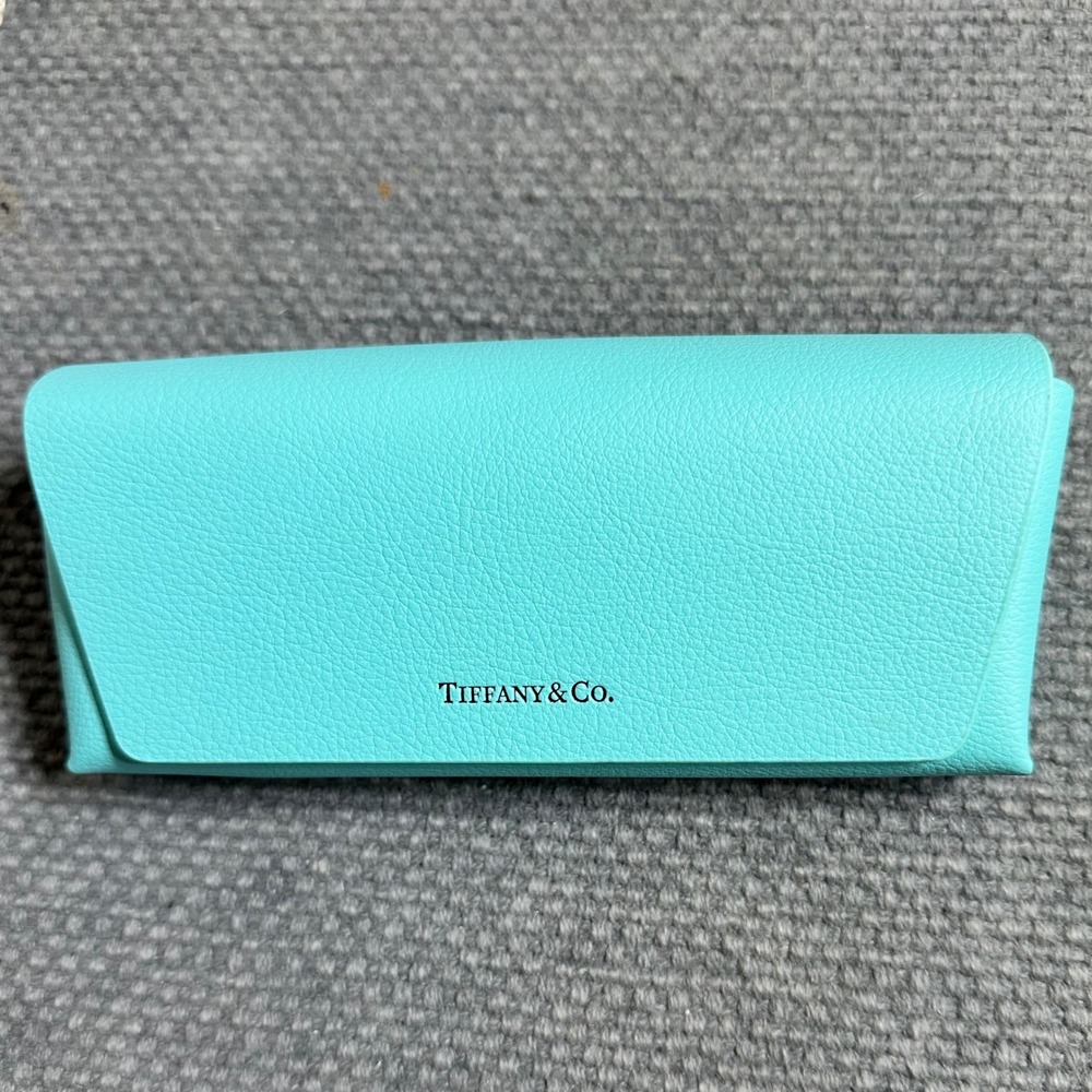 Tiffany & Co Blue Pebbled Leather Magnetic Folding Eyeglass Sunglasses Case